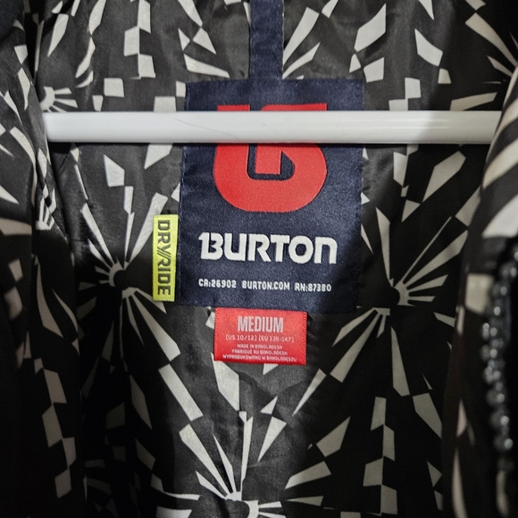 Burton snowboarding jacket - Picture 6 of 7